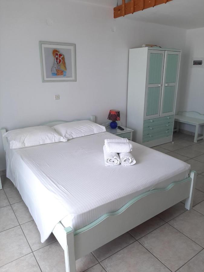 Villa Nefeli Perissa  Esterno foto